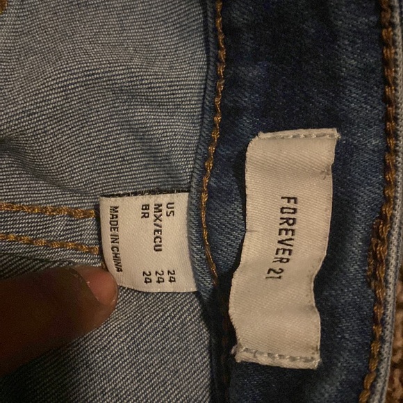 Forever 21 Skinny Cargo Jeans - Picture 3 of 3